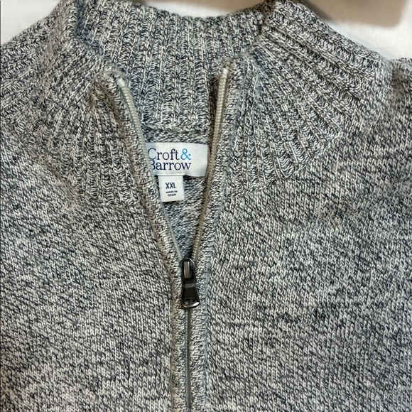 St. John's Bay Beige and Croft and Barrow Gray Crewneck Sweater Set - Picture 3 of 5